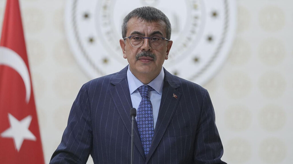 Yusuf Tekin’den yeni Manisa açıklaması: Kahramanmaraş’taki okul saldırısı Turgutlu’daki okul önü saldırısıydı